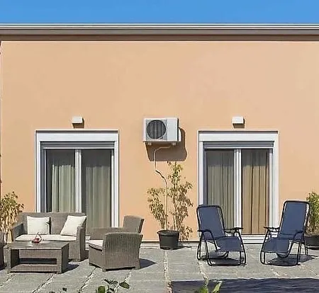 The 50 50 Deluxe Sidárion